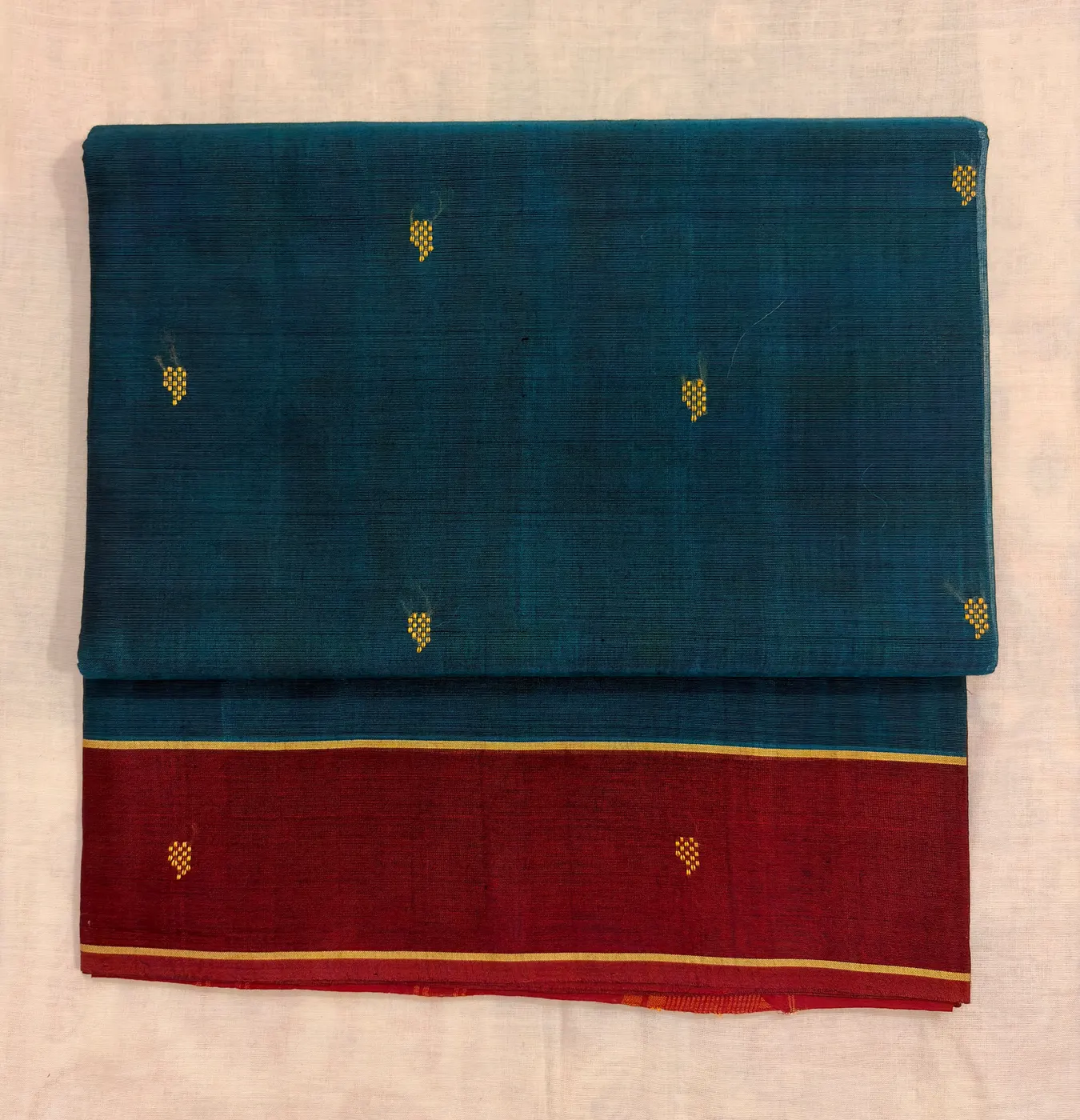 Mayil Pachai & Arakku Handloom Cotton Vegan Silk Saree — 4