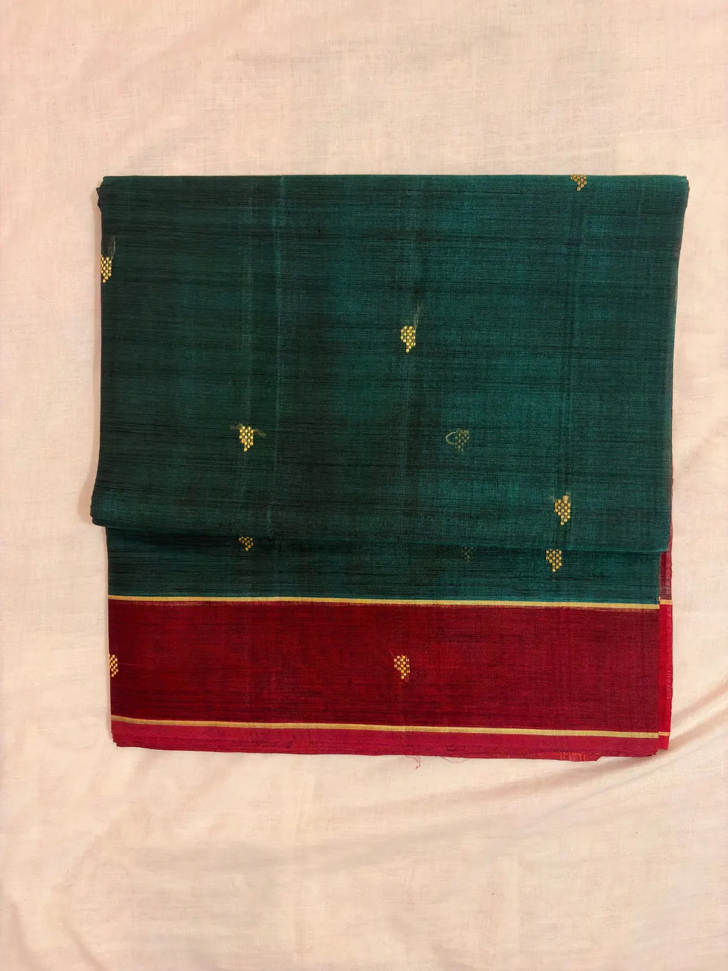 Karum Pachai & Arakku Handloom Cotton Vegan Silk Saree — 4