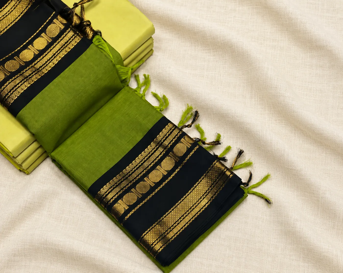 Green Kanchi Saree With Dark Blue Border — 1