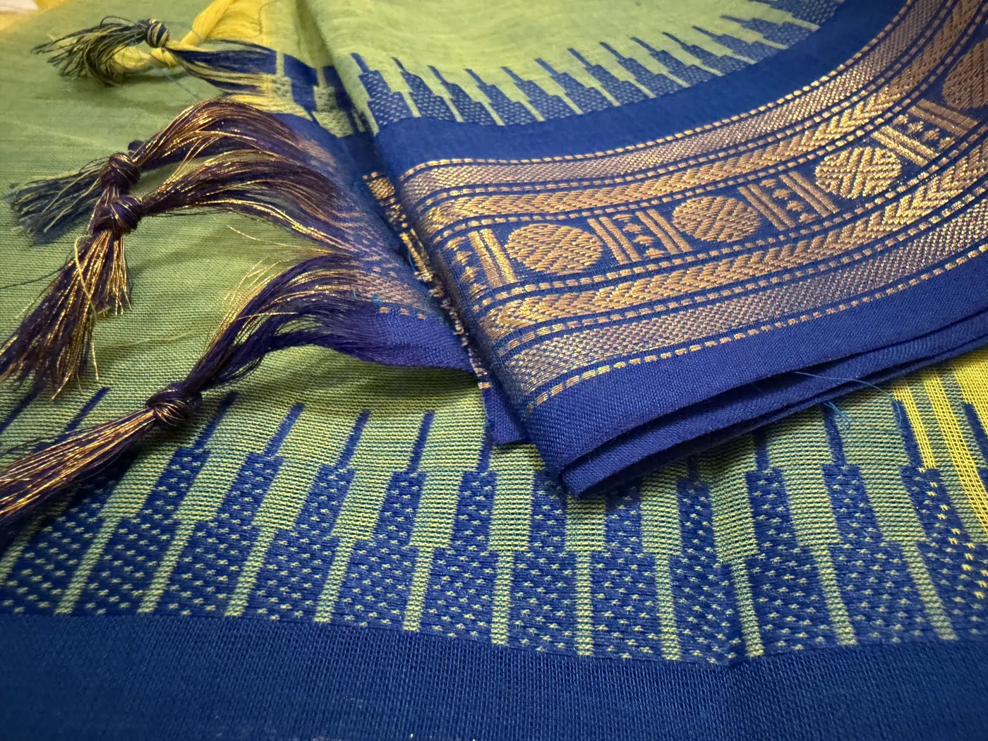 Kanchi cotton Green With Blue Border — 2
