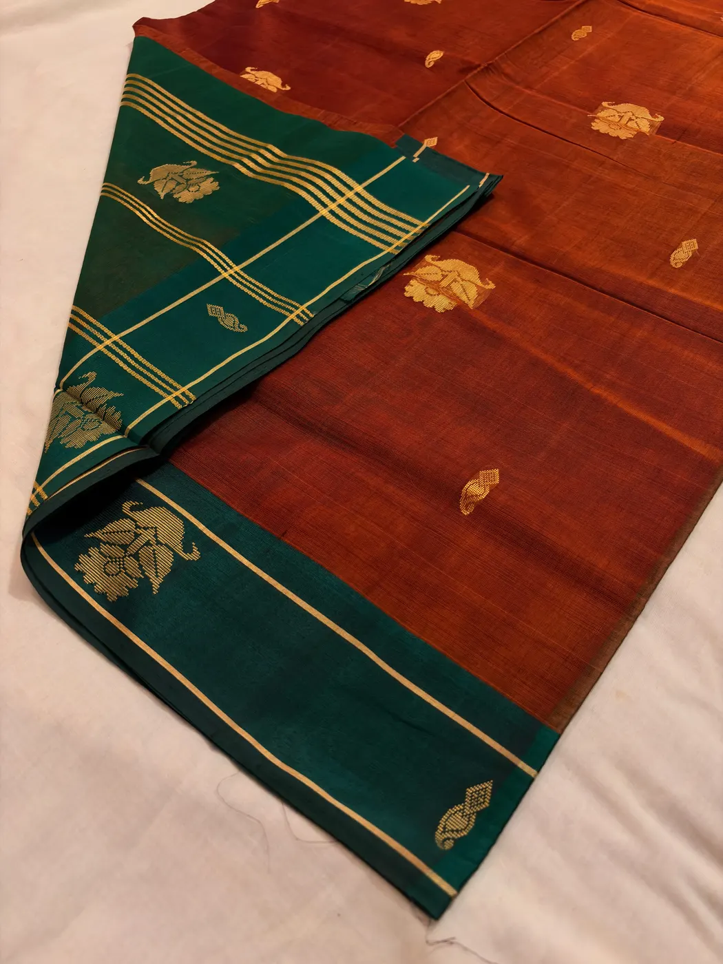Simham & Karum Pachai Handloom Cotton Vegan Silk Saree — 2