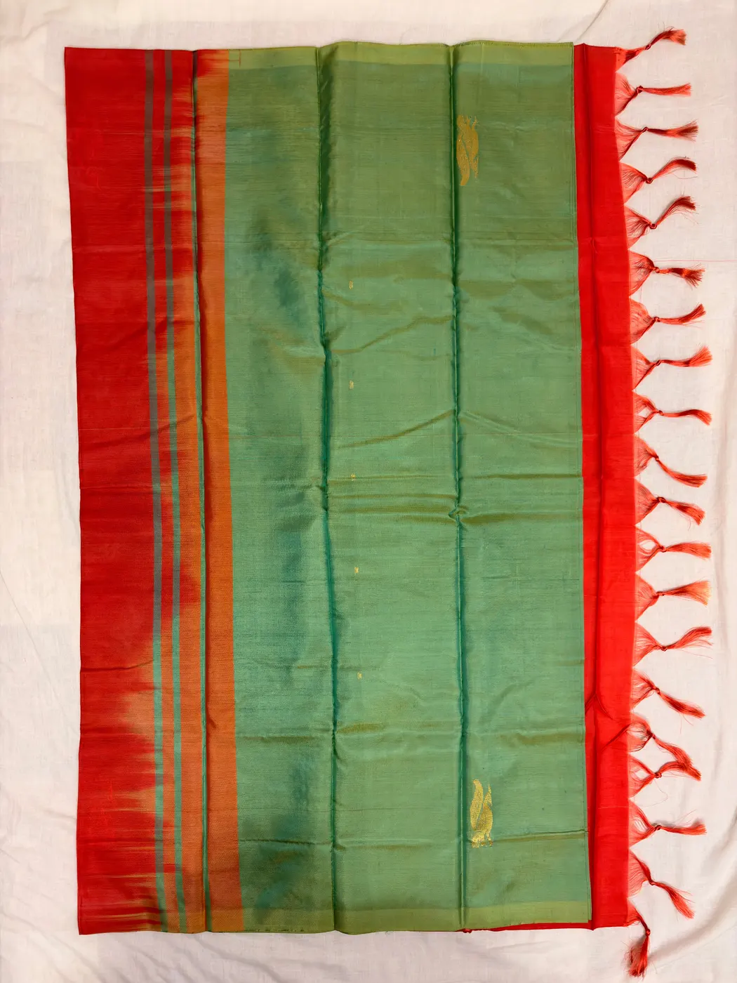 Ilai Pachai & Milagai Pazham Handloom Vaallai Pattu Saree — 2