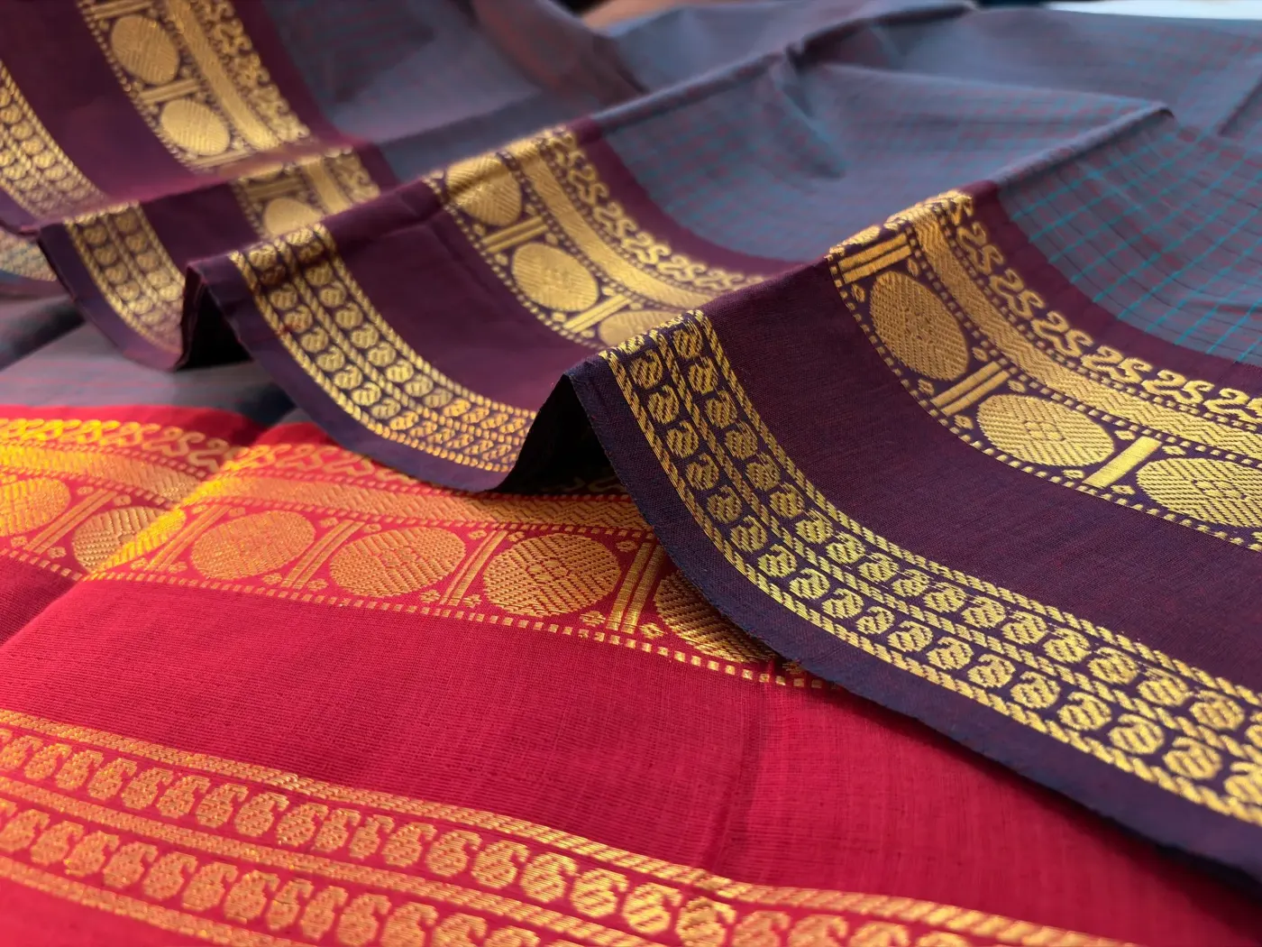 korvai cotton dual tone green and purple saree with red and purple border — 4