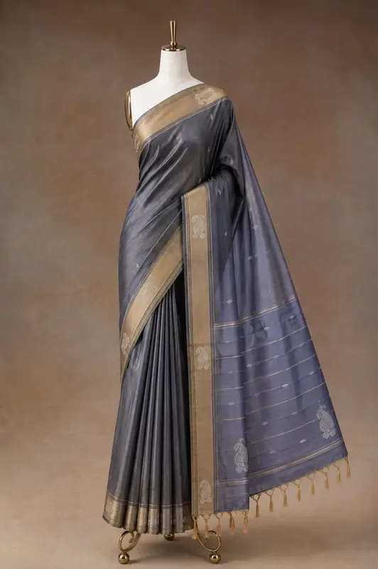 Vaallai Pattu Saree